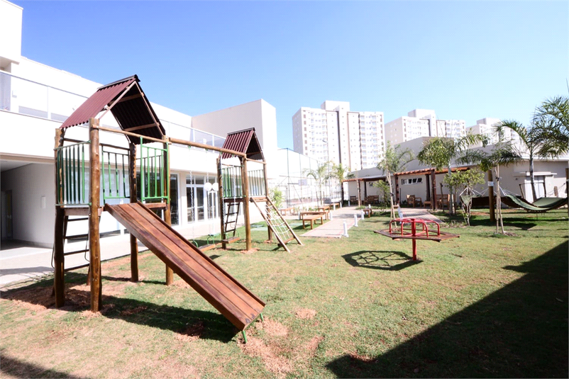 Foto REO1103722