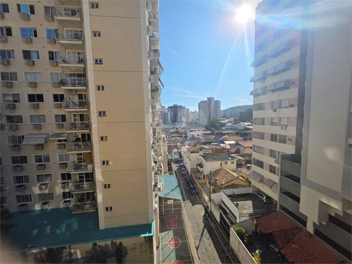 Foto REO1103726