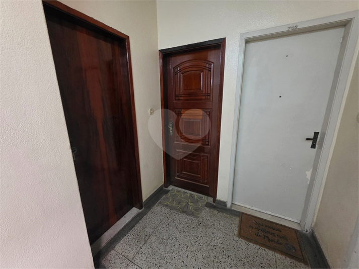 Foto REO1103726