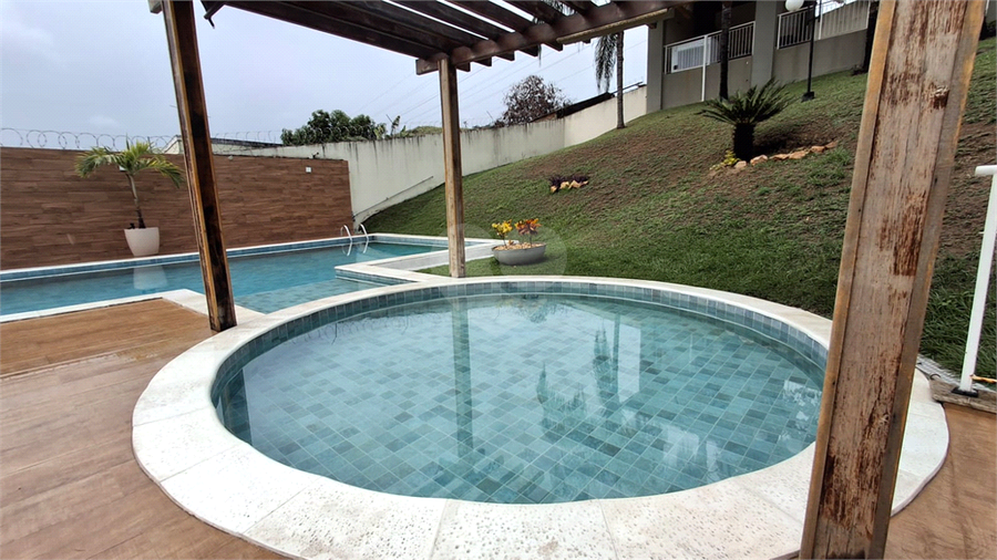 Foto REO1103729