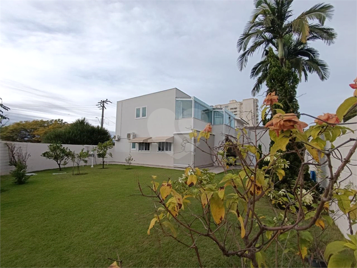Foto REO1103736
