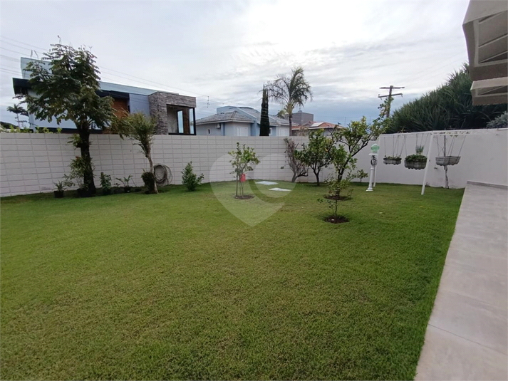 Foto REO1103736