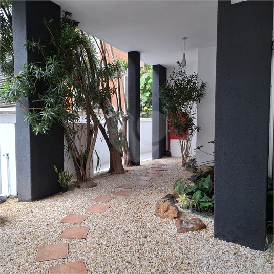 Foto REO1103745