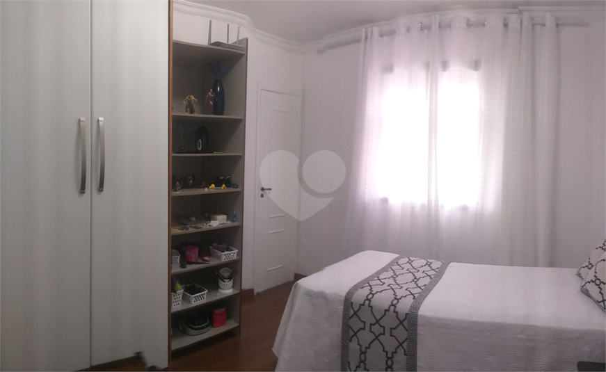 Foto REO1103751
