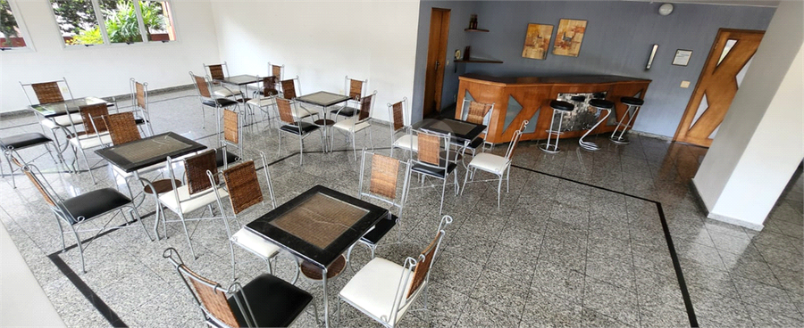 Foto REO1103753