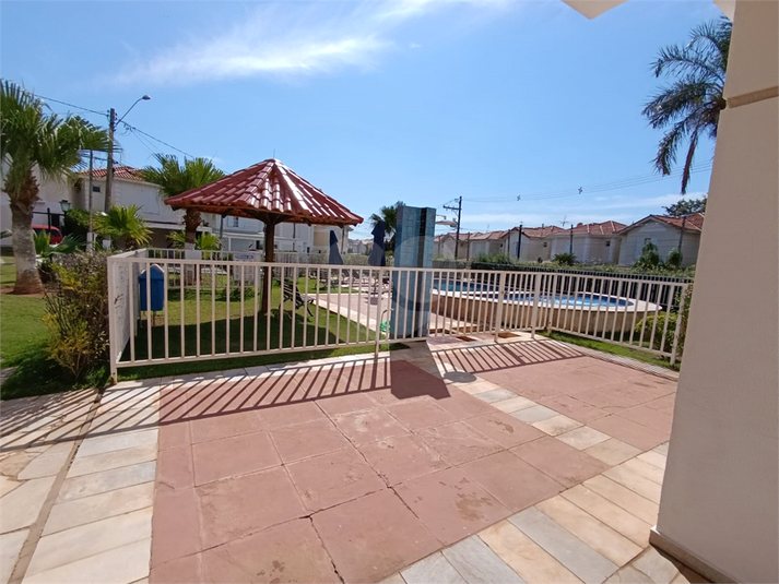 Foto REO1103754