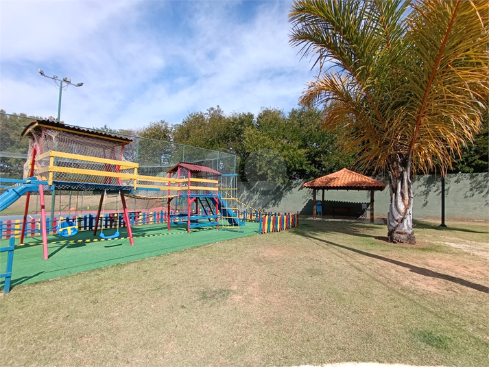Foto REO1103754