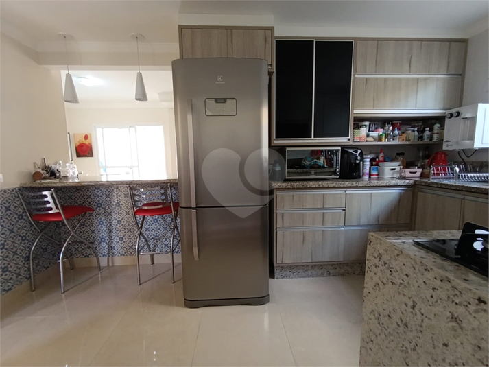 Foto REO1103754