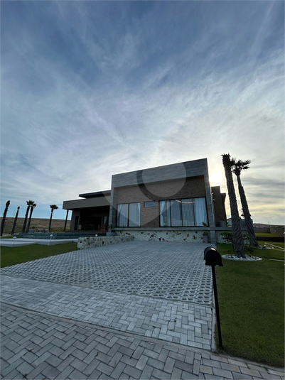Foto REO1103758