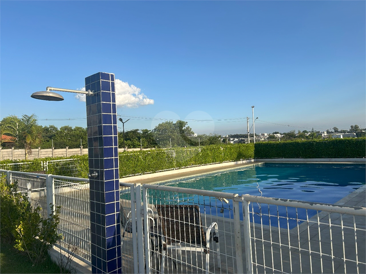 Foto REO1103766