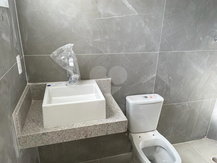 Foto REO1103767