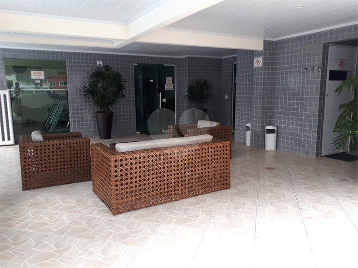 Foto REO1103768