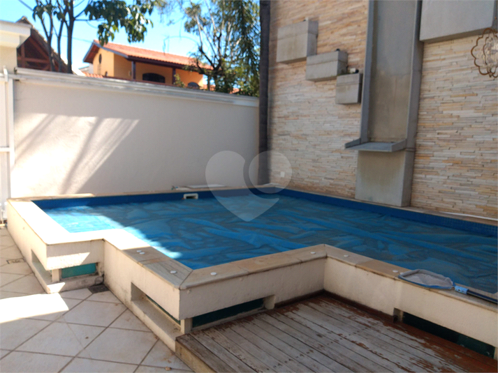 Foto REO1103772