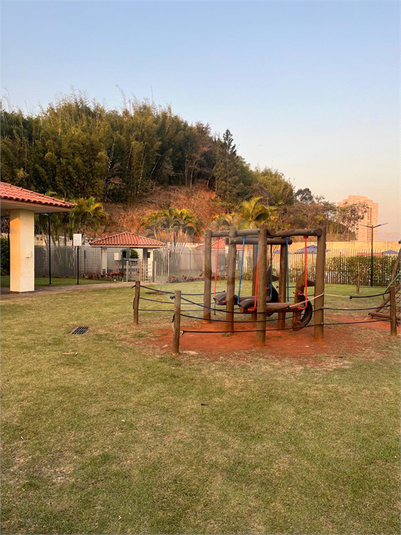 Foto REO1103780