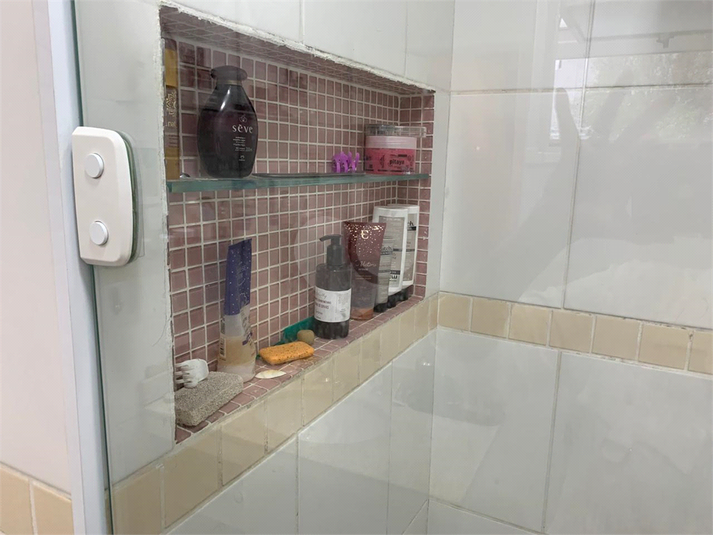 Foto REO1103786