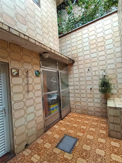Foto REO1103787