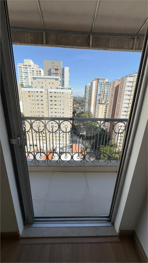 Foto REO1103795
