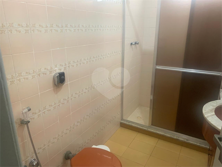 Foto REO1103802