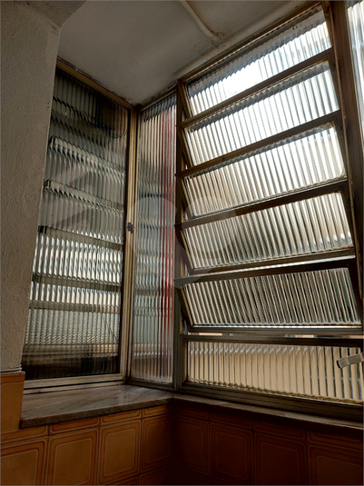 Foto REO1103802