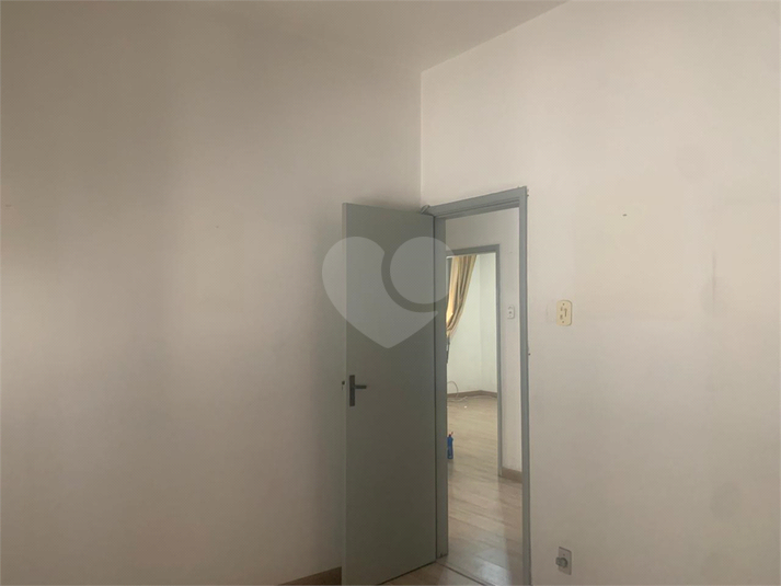 Foto REO1103802
