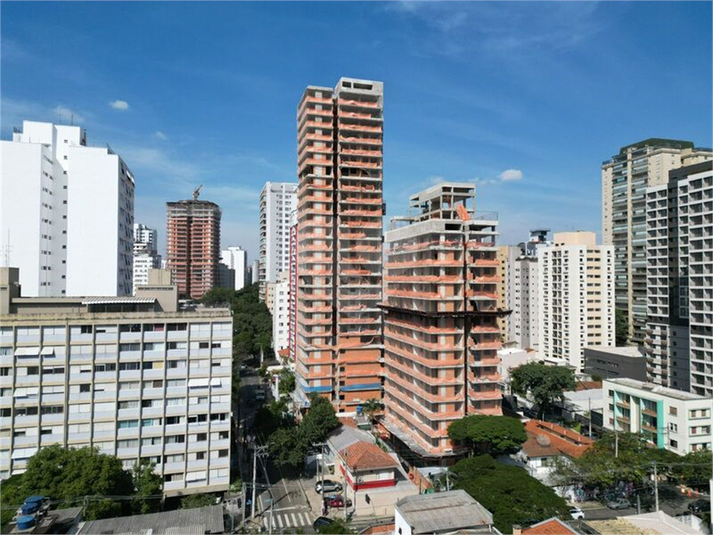 Foto REO1103823
