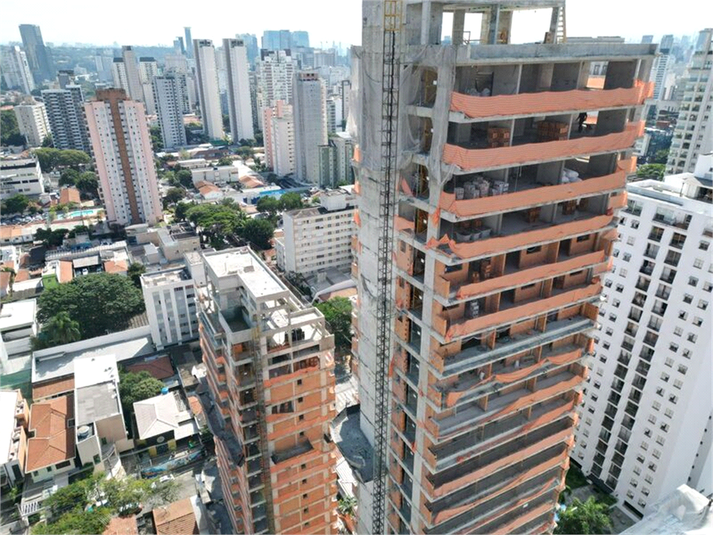Foto REO1103823