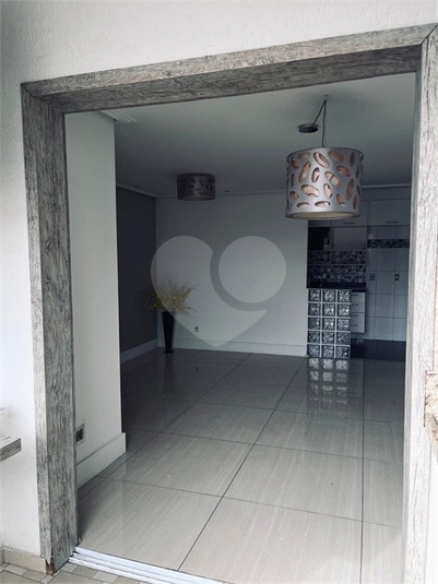 Foto REO1103824