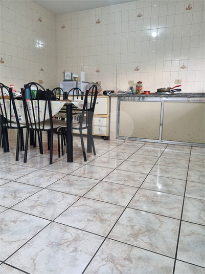 Foto REO1103826