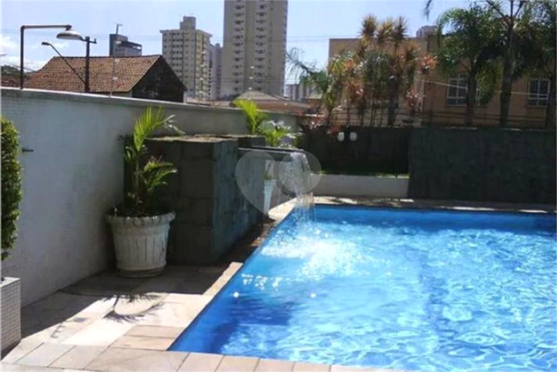 Foto REO1103831