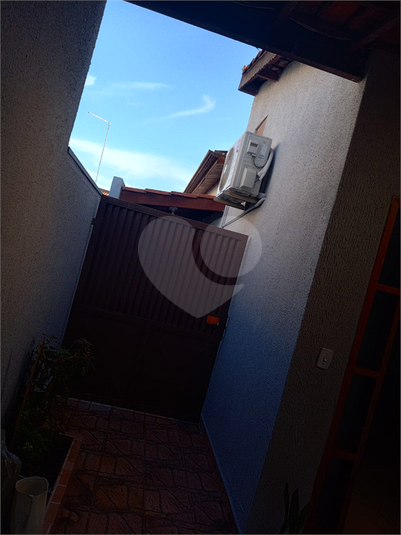 Foto REO1103833