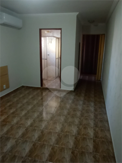 Foto REO1103833