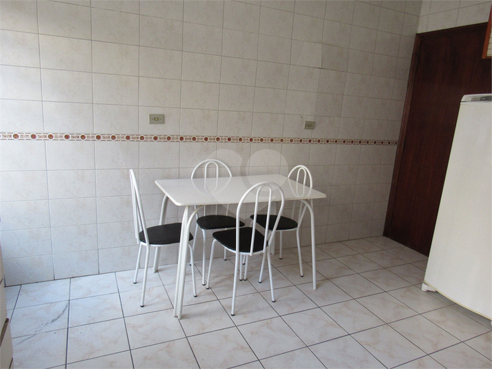 Foto REO1103844