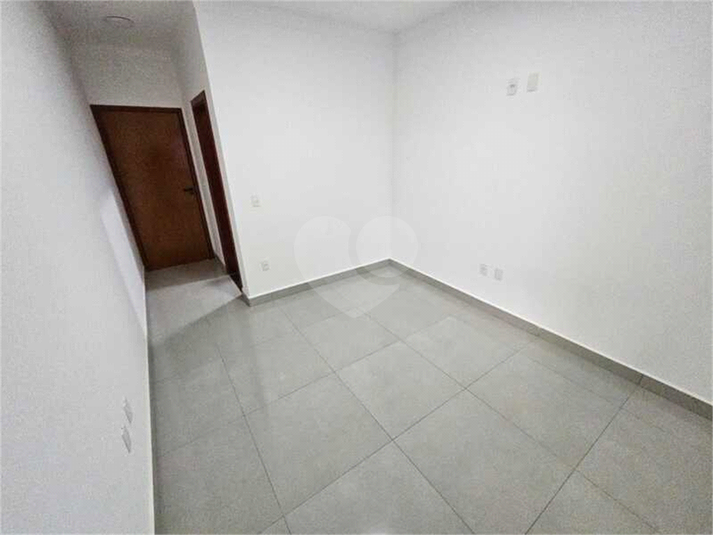 Foto REO1103850
