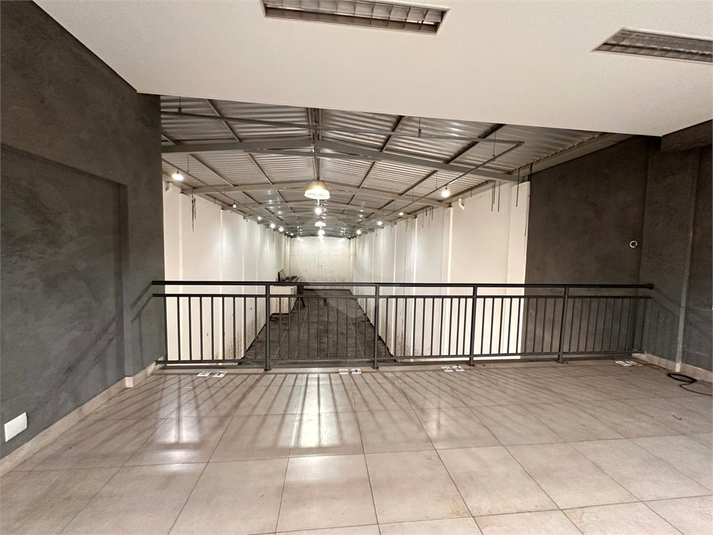 Foto REO1103855
