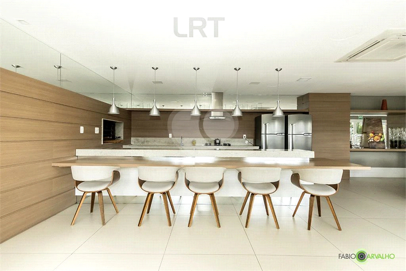 Foto REO1103863