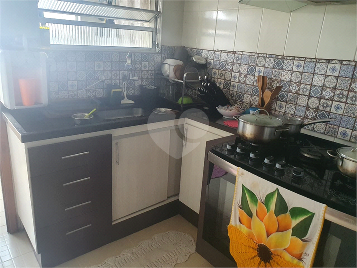 Foto REO1103875