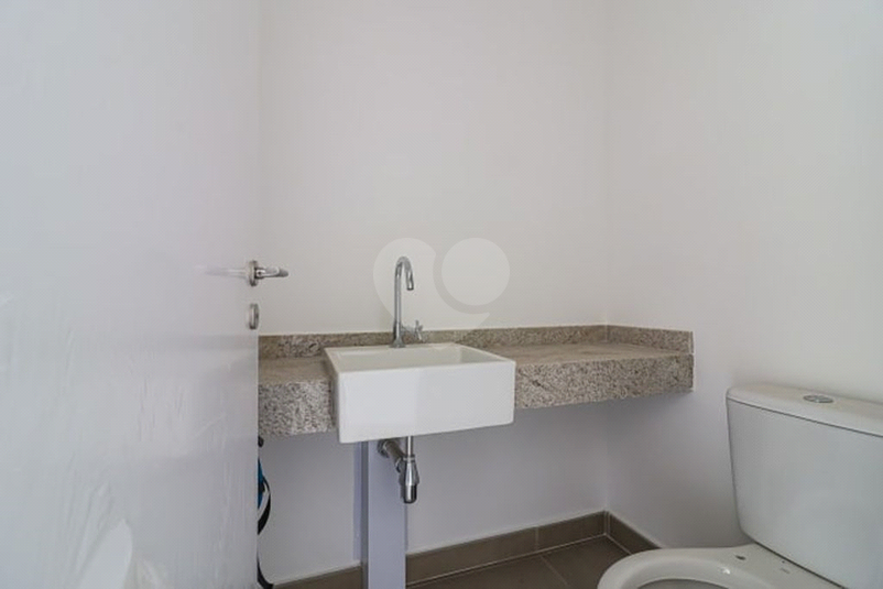 Foto REO1103877