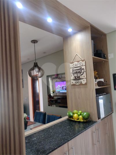 Foto REO1103886