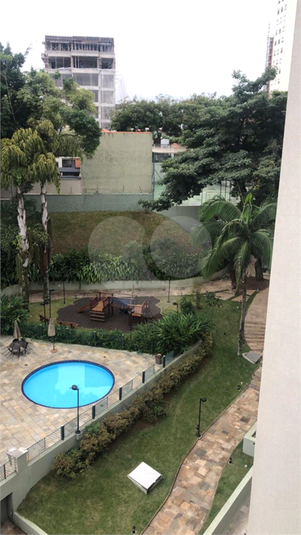 Foto REO1103893
