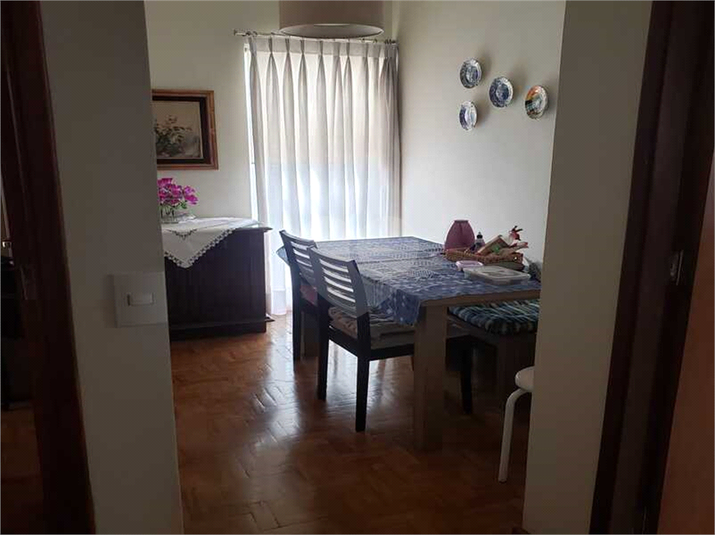 Foto REO1103894