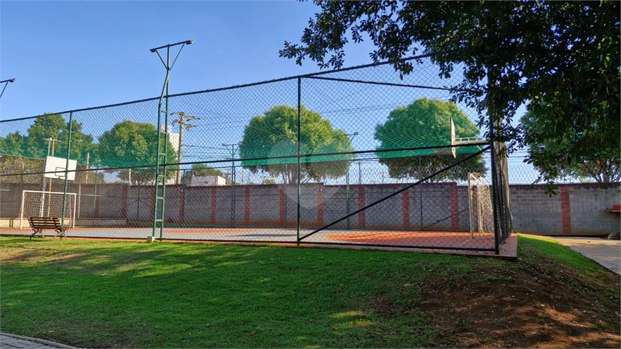 Foto REO1103907