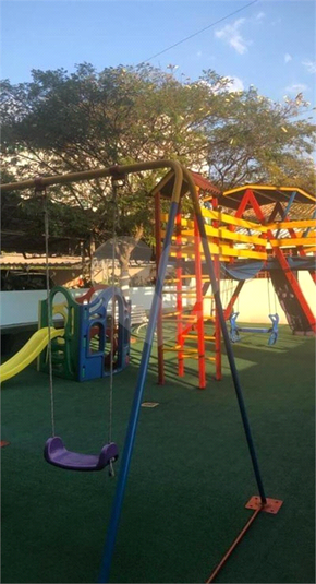 Foto REO1103916
