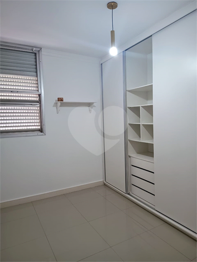 Foto REO1103916