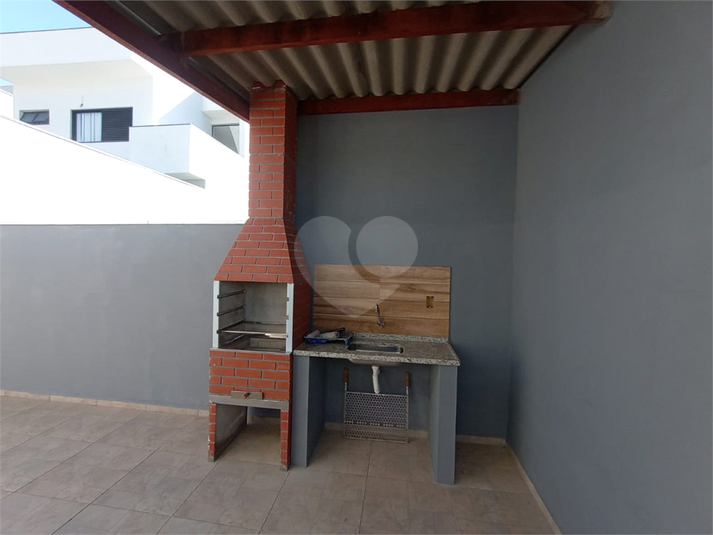 Foto REO1103917