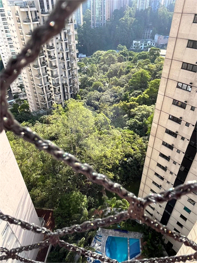 Foto REO1103922