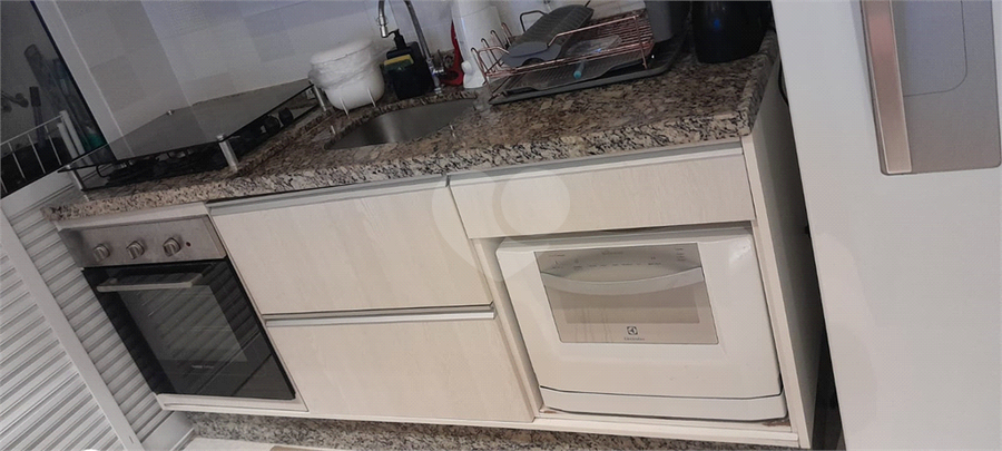 Foto REO1103932