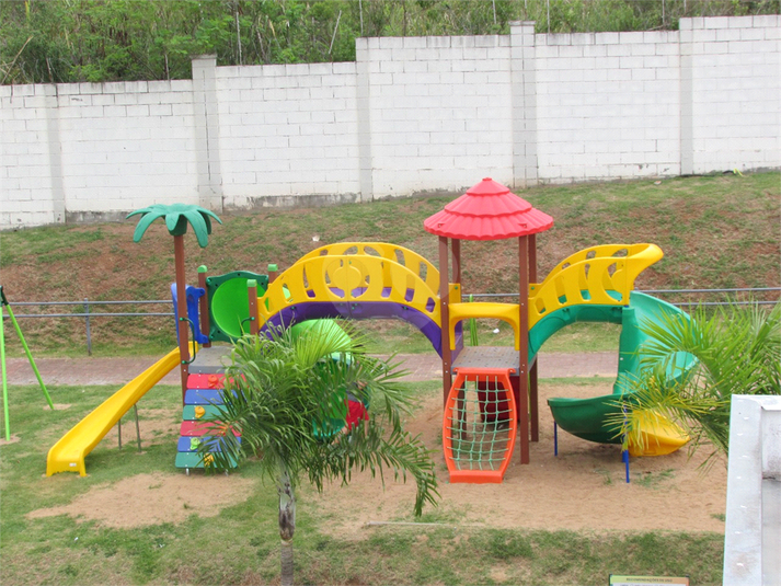 Foto REO1103935