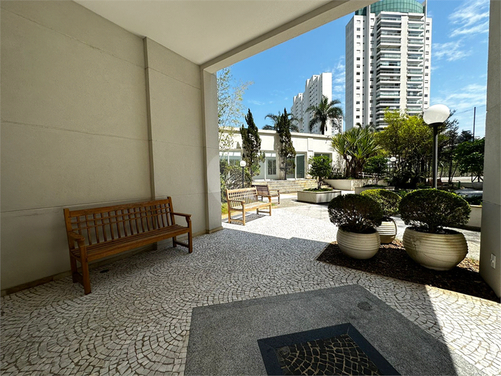 Foto REO1103942