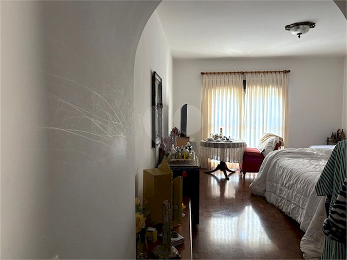 Foto REO1103950