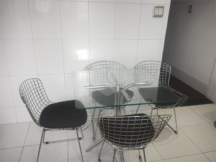 Foto REO1103964